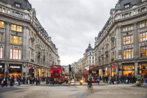 What to do in oxford street london