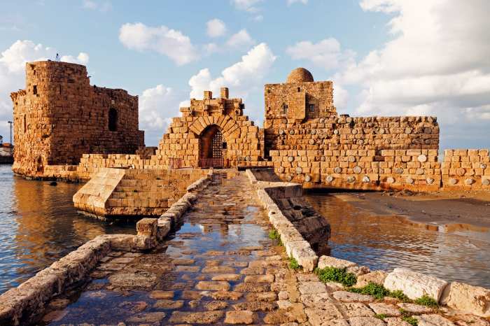 Port city lebanon crusader fortress