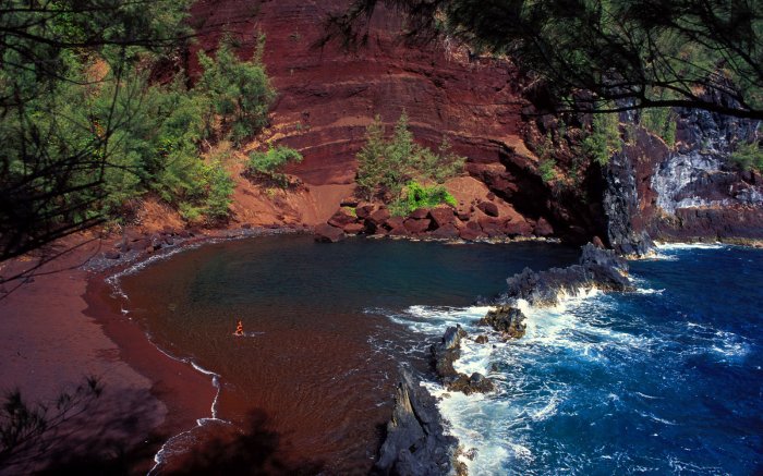 Maui red beach