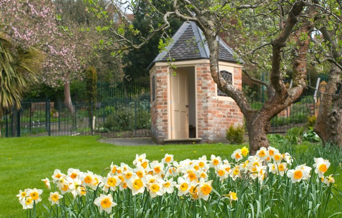 Victorian summer house