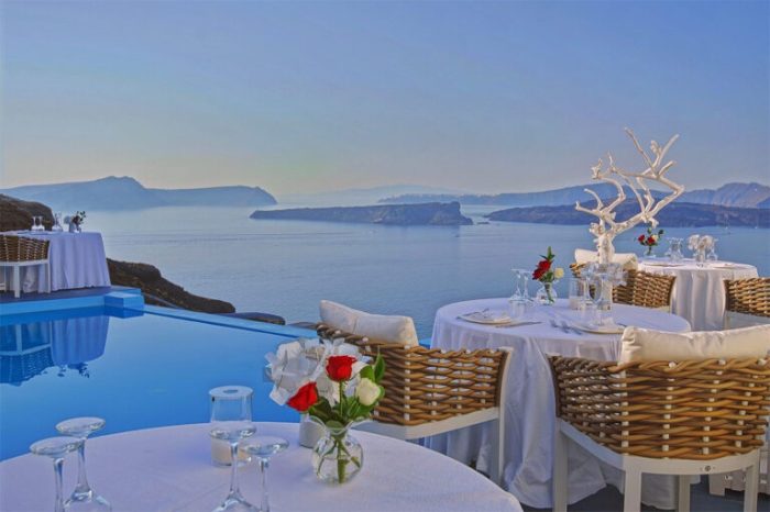 Is santorini expensive to eat out